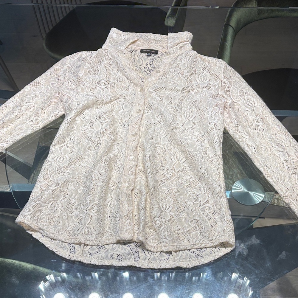 Saks Fifth Avenue Cream Lace Button Down Shirt Size Small